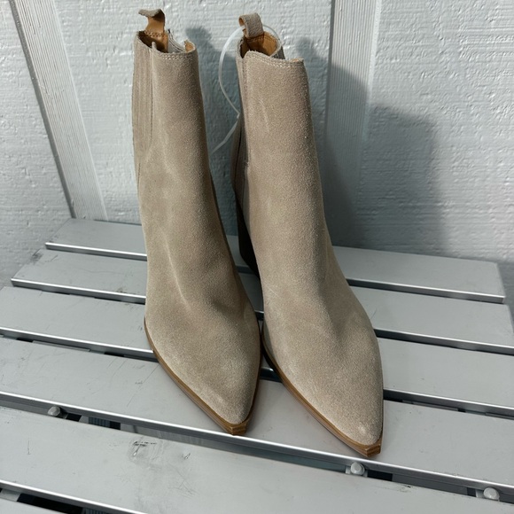 Marc Fisher Shoes - Marc Fisher Women's Matter Chelsea Ankle Boot in Cloud Suede Size 11 NWOT
